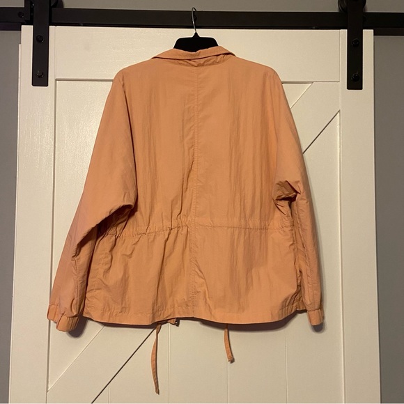 a new day utility cargo jacket w/ drawstring waist. Excellent condition. Size M. - Picture 2 of 6